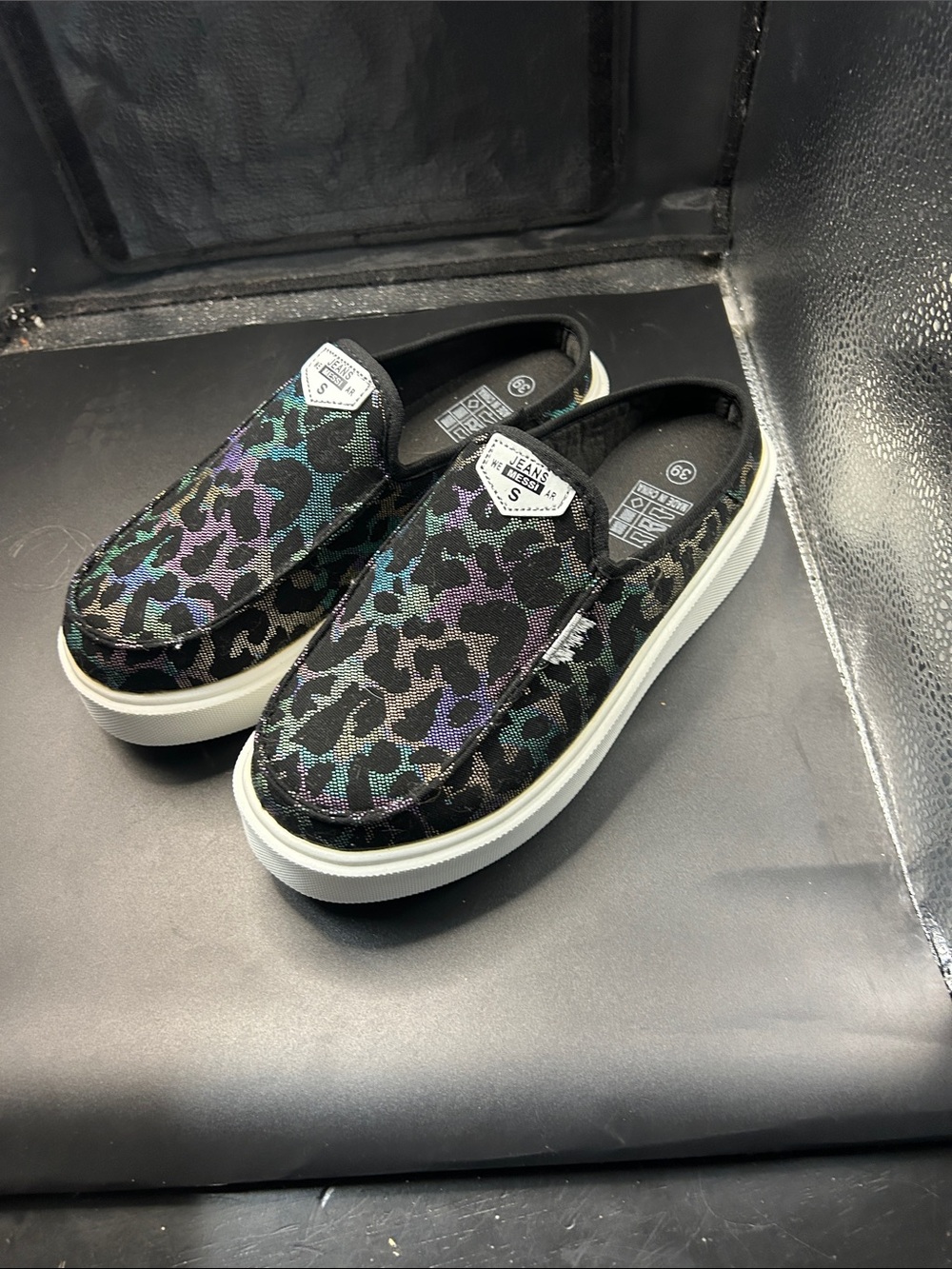 Slip-On Women's Clog Mules in Iridescent Leopard Print